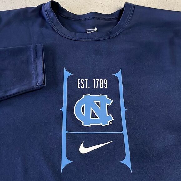 Nike FitDry North Carolina Tar heel Long Sleeve Performance Mens L - Picture 1 of 9